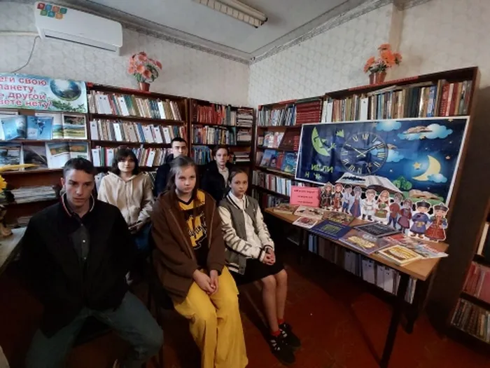 Любимовская сб_ Живет народ - живут его сказания_обзор у кн. выставки (2)